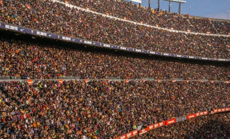 الكلاسيكو الحاسم: ريال مدريد وبرشلونة يتواجهان في نهائي كأس السوبر