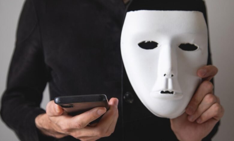إخفاء التطبيقات في آيفون وآيباد